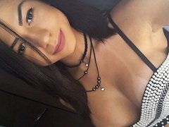 Danny Mancinni a musa do porno gravou um video dando uma trepada nervosa e gemendo gostoso
