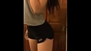 Novinha no cio pedindo pra ser fodida
