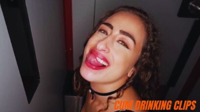 Morena linda bebedora de leite