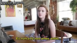 Descabaçando a novinha da xaninha rosada