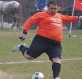Ele é o goleiro mais gordo do mundo