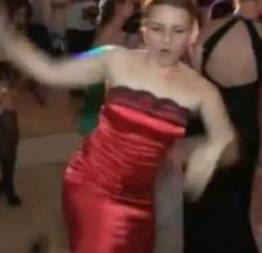 Dancinha sensual pra mulherada seduzir