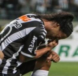 Ronaldinho Gaucho: do céu ao inferno