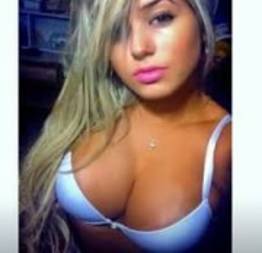 Karol schwonke a panicat mais gostosa merece uma homenagem