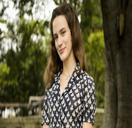 Bianca bin de calcinha pagando peitinho no filme canastra suja