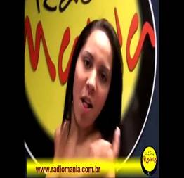 Mulher melão sem cortes e para maiores