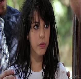 Adolescente selvagem da floresta - Gina Valentina videos porno - novinhas safadas