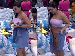Rafa Kalimann sem calcinha e pagando peitinho no BBB20